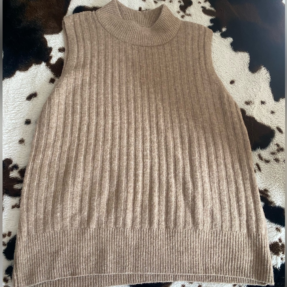 Rachel Zoe sweater tank